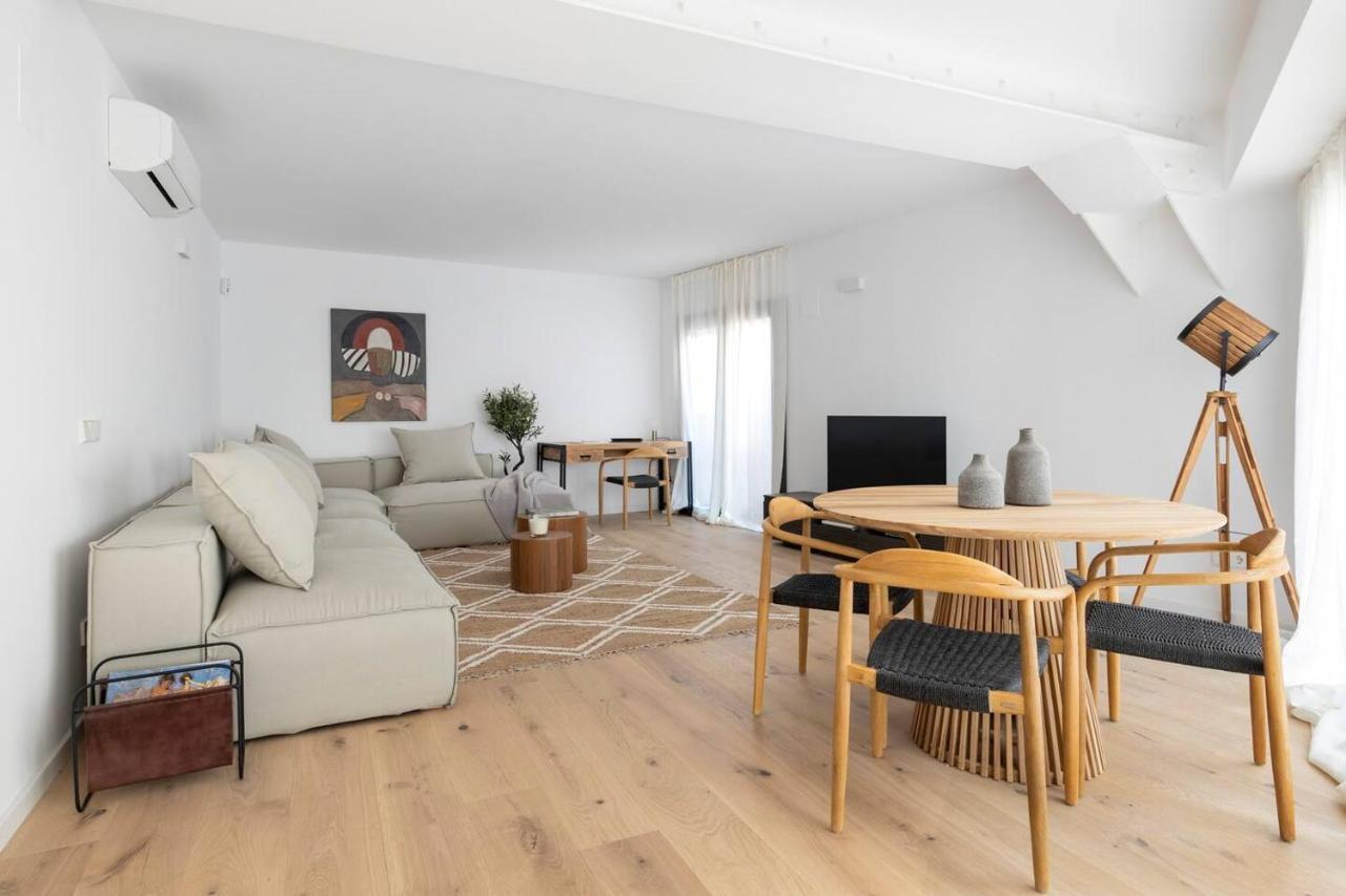 Luxury In Center Apartment Barcelona